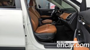 Kia Seltos Бензин 1.6 Turbo 2WD 2025 года из Южной Кореи