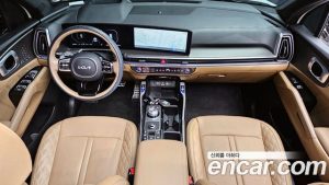Kia Sorento HEV 1.6 2WD 2024 года из Южной Кореи