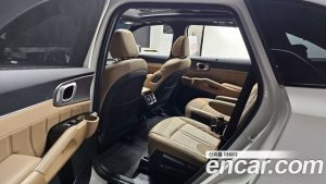 Kia Sorento HEV 1.6 2WD 2024 года из Южной Кореи