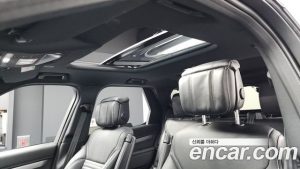 Land Rover Discovery D300 R-Dynamic HSE 2023 года из Южной Кореи