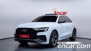 Audi Q8 50 TDI 4WD Premium 2023 года из Южной Кореи