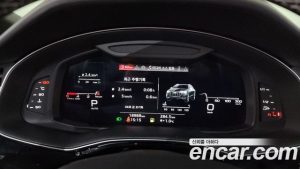 Audi Q8 50 TDI 4WD Premium 2023 года из Южной Кореи