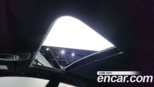 Audi Q8 50 TDI 4WD Premium 2023 года из Южной Кореи