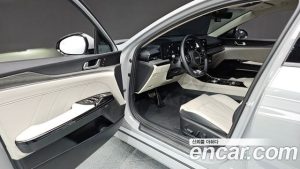 Kia K5 1.6 Turbo 2024 года из Южной Кореи