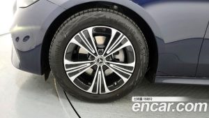 Mercedes-Benz E-Class E200 Avantgarde 2025 года из Южной Кореи