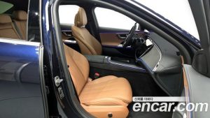 Mercedes-Benz E-Class E200 Avantgarde 2025 года из Южной Кореи