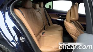 Mercedes-Benz E-Class E200 Avantgarde 2025 года из Южной Кореи