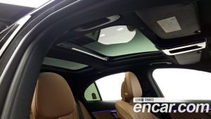 Mercedes-Benz E-Class E200 Avantgarde 2025 года из Южной Кореи