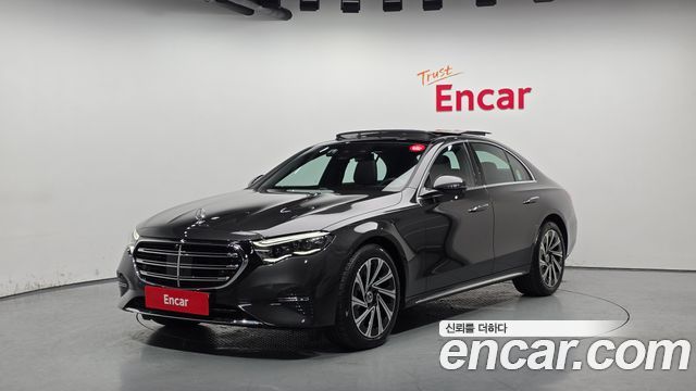 Mercedes-Benz E-Class E300 4MATIC Exclusive 2025 года из Кореи