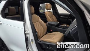 Land Rover Discovery P360 Dynamic HSE 2024 года из Южной Кореи