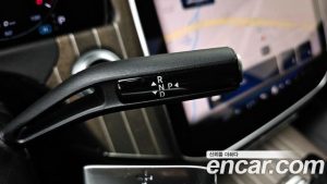 Mercedes-Benz E-Class E350e 4MATIC 2025 года из Южной Кореи
