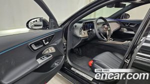 Mercedes-Benz E-Class E350e 4MATIC 2025 года из Южной Кореи