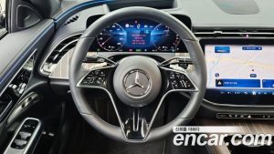 Mercedes-Benz E-Class E350e 4MATIC 2025 года из Южной Кореи