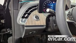 Mercedes-Benz E-Class E350e 4MATIC 2025 года из Южной Кореи