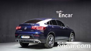Mercedes-Benz GLC-Class GLC300e 4MATIC Coupe 2023 года из Южной Кореи