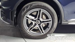 Mercedes-Benz GLC-Class GLC300e 4MATIC Coupe 2023 года из Южной Кореи