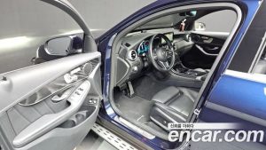Mercedes-Benz GLC-Class GLC300e 4MATIC Coupe 2023 года из Южной Кореи