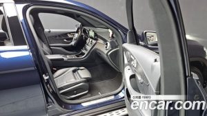 Mercedes-Benz GLC-Class GLC300e 4MATIC Coupe 2023 года из Южной Кореи