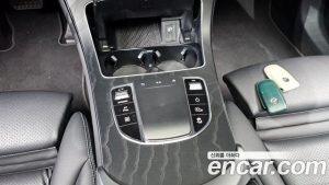 Mercedes-Benz GLC-Class GLC300e 4MATIC Coupe 2023 года из Южной Кореи
