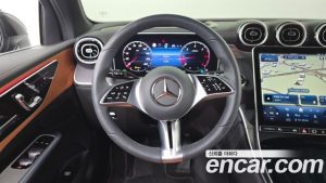 Mercedes-Benz GLC-Class GLC220 d 4MATIC 2024 года из Южной Кореи