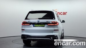 BMW X7 xDrive 40i M Sport 6 2025 года из Южной Кореи