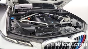 BMW X7 xDrive 40i M Sport 6 2025 года из Южной Кореи