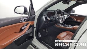BMW X7 xDrive 40i M Sport 6 2025 года из Южной Кореи