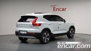 Volvo XC40 B4 ULTIMATE Bright 2023 года из Южной Кореи