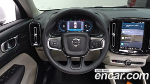 Volvo XC40 B4 ULTIMATE Bright 2023 года из Южной Кореи