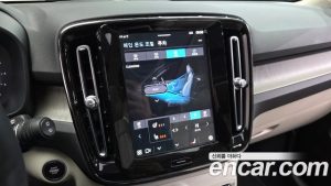 Volvo XC40 B4 ULTIMATE Bright 2023 года из Южной Кореи