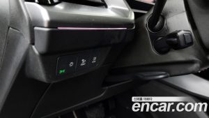 Audi Q4 e-tron 40 Premium 2023 года из Южной Кореи