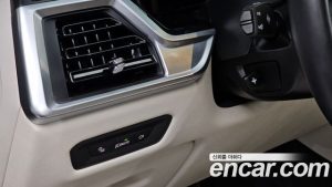 BMW X6 xDrive40i M Sport 2025 года из Южной Кореи