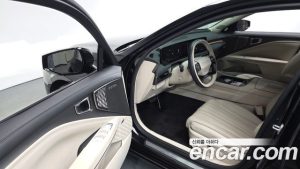 Kia K8 Signature 2025 года из Южной Кореи