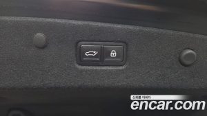Kia K8 Signature 2025 года из Южной Кореи