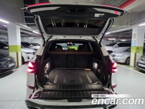 BMW X5 xDrive 40i M Sport 2025 года из Южной Кореи