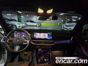 BMW X5 xDrive 40i M Sport 2025 года из Южной Кореи