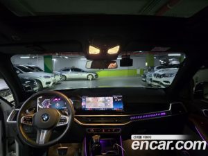 BMW X5 xDrive 40i M Sport 2025 года из Южной Кореи