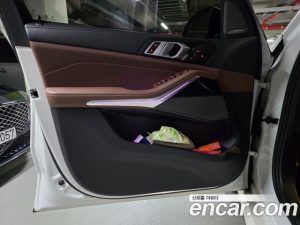 BMW X5 xDrive 40i M Sport 2025 года из Южной Кореи