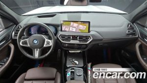 BMW iX3 M Sport 2024 года из Южной Кореи