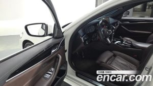 BMW 5-Series 530i M Sport 2023 года из Южной Кореи