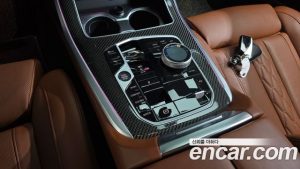 BMW X7 xDrive 40i M Sport 6 2025 года из Южной Кореи