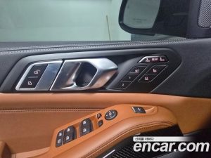 BMW X7 xDrive 40i M Sport 6 2026 года из Южной Кореи