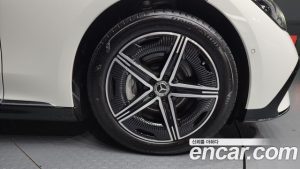 Mercedes-Benz EQE EQE350+ 2024 года из Южной Кореи