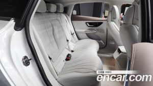 Mercedes-Benz EQE EQE350+ 2024 года из Южной Кореи