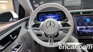 Mercedes-Benz EQE EQE350+ 2024 года из Южной Кореи