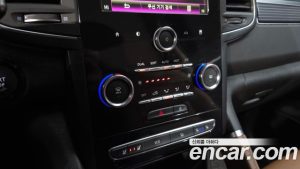 Renault-KoreaSamsung QM6 2.0 LPe RE Signature 2WD 2022 года из Южной Кореи