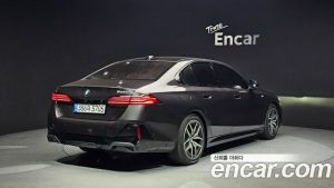 BMW 5-Series 523d M Sport 2024 года из Южной Кореи