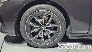 BMW 5-Series 523d M Sport 2024 года из Южной Кореи