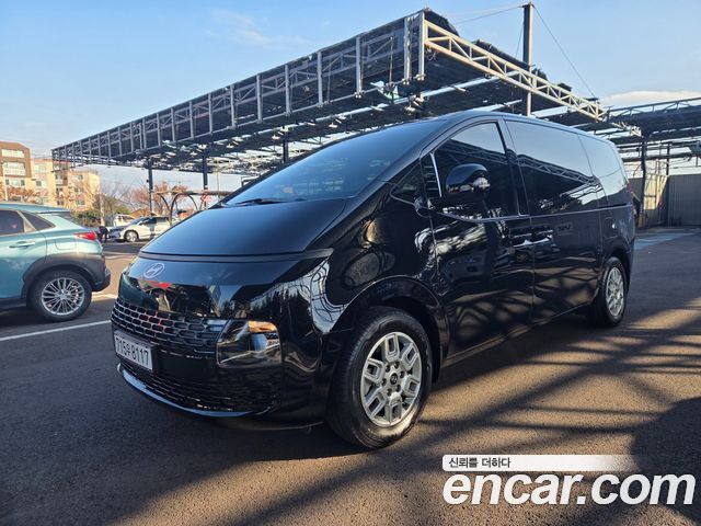 Hyundai Staria Tourer 11-Seater 2025 года из Кореи
