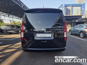 Hyundai Staria Tourer 11-Seater 2025 года из Южной Кореи